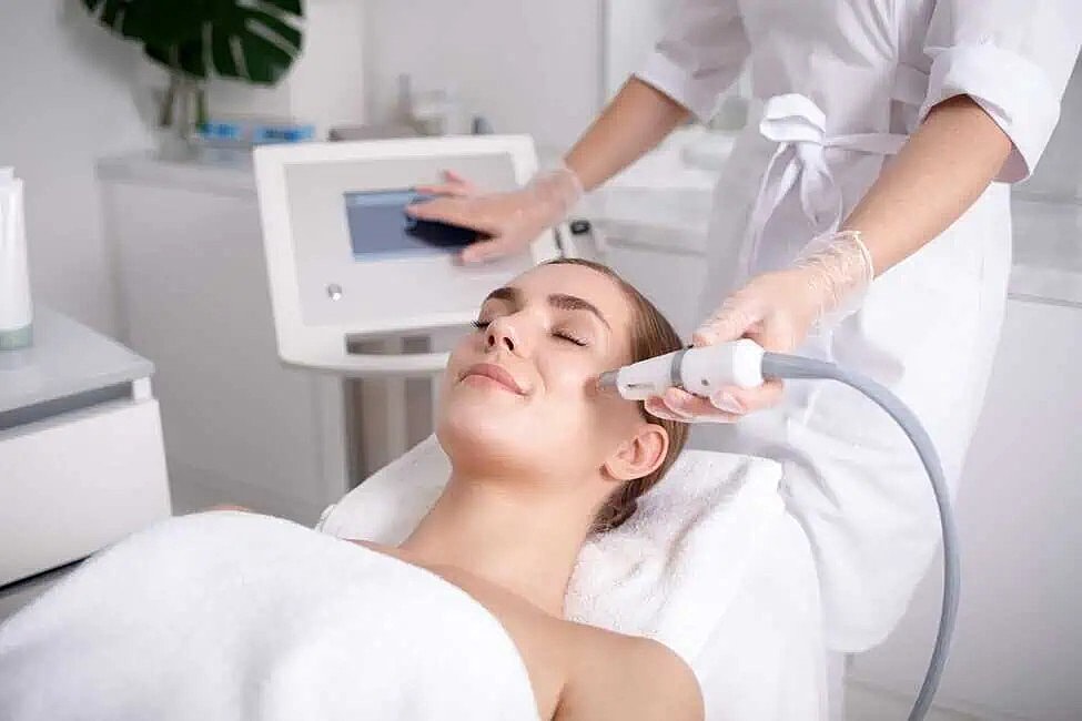 How Laser Pigment and Skin Resurfacing Help with Acne Scars and Blemishes